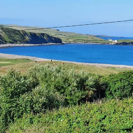 Crag Shore 4*